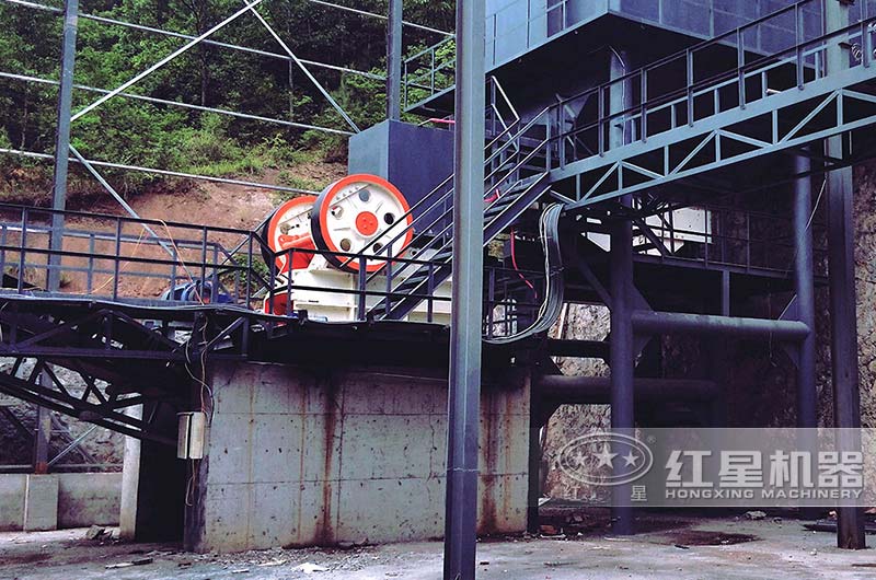 紅星廠家歐版顎式破碎機現(xiàn)場 紅星廠家歐版顎式破碎機現(xiàn)場