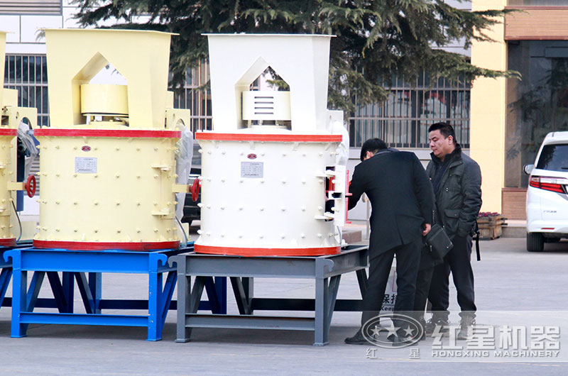 客戶來廠參觀、選購立式復合破設備