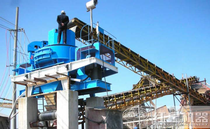 用戶(hù)制砂現(xiàn)場(chǎng)，點(diǎn)擊咨詢(xún)獲得生產(chǎn)線(xiàn)配置及報(bào)價(jià)