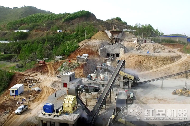 用戶石料生產現場，投資200萬輕松選擇多種型號設備